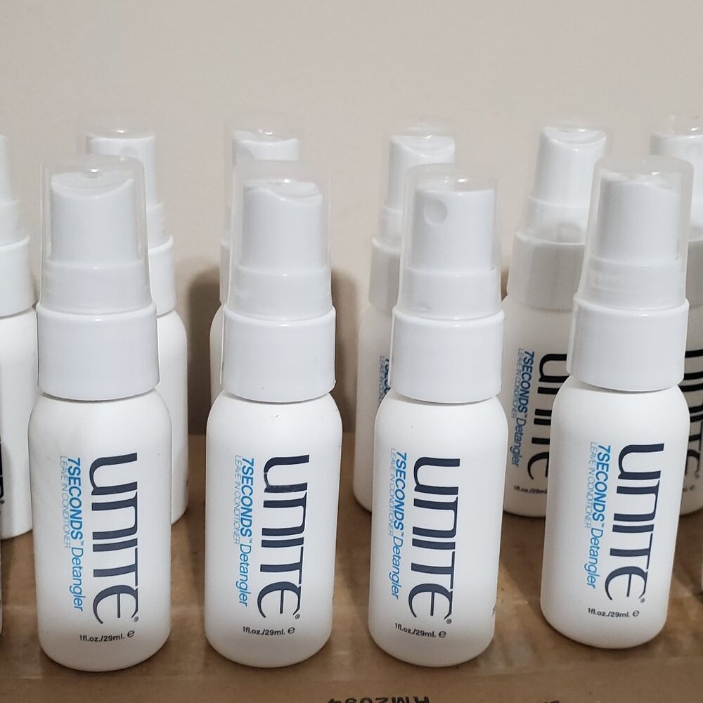 12 PACKS UNITE 7SECONDS DETANGLER LEAVE IN CONDITIONER 1oz/29ml